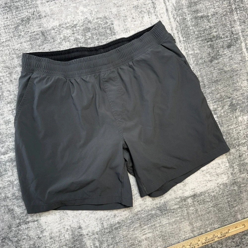 Rhone Mako Shorts Mens XL Charcoal Gray Lined Elastic Waist Running Gym Training